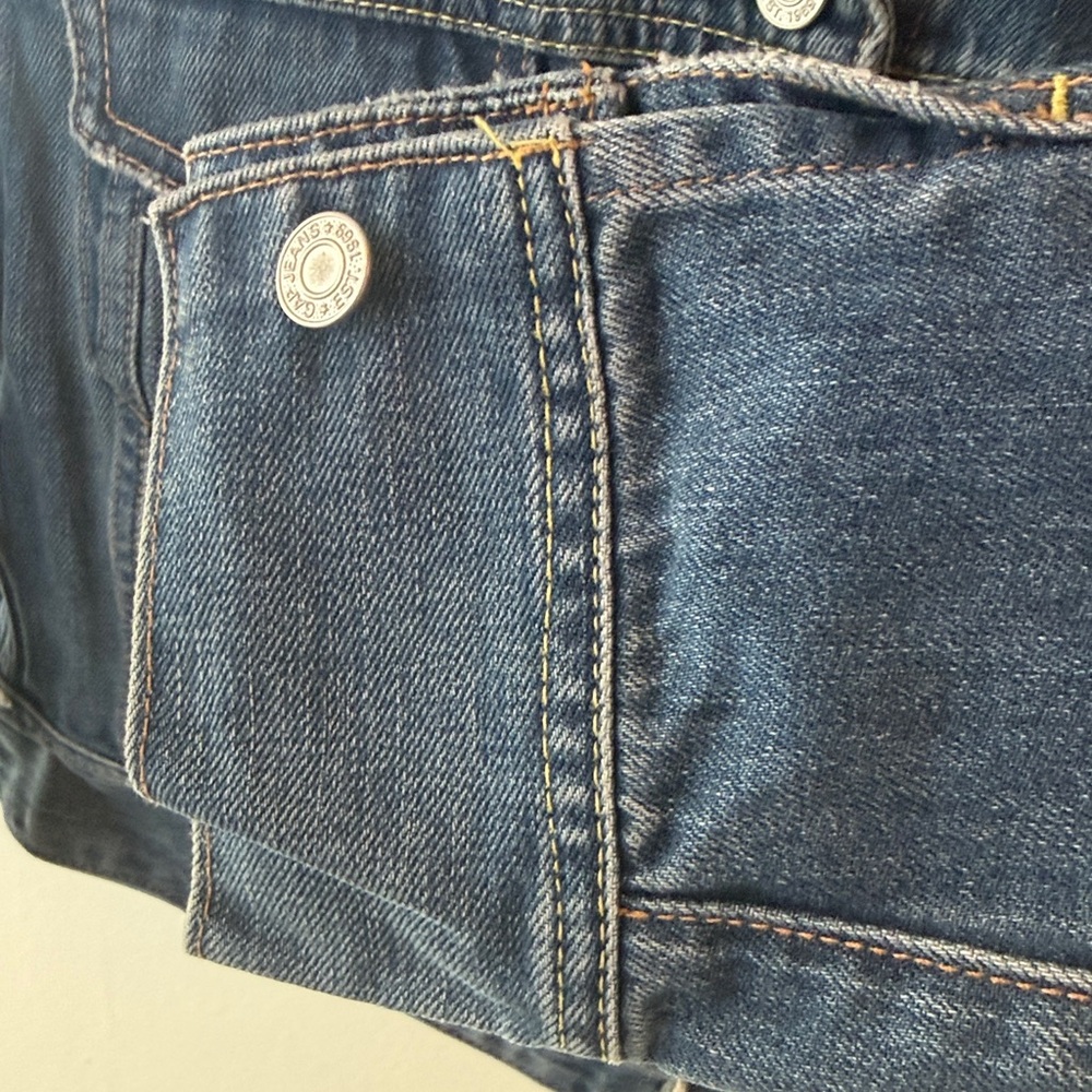 GAP Dark Blue Cropped Jean Jacket size Medium - Picture 4 of 5